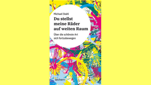 Titelcover eines Buches mit buntem Hintergrund und Fahrrädern